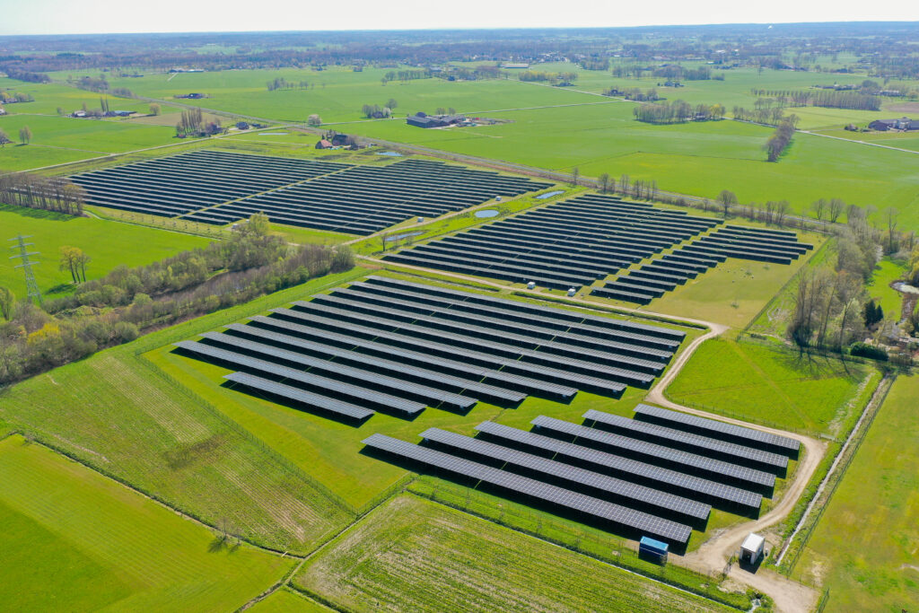 De zonnepanelen liggen er op!